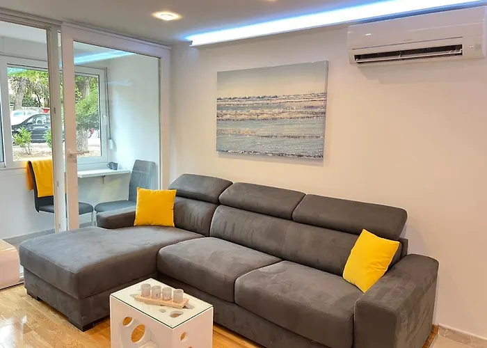 Imperium Iii Apartment